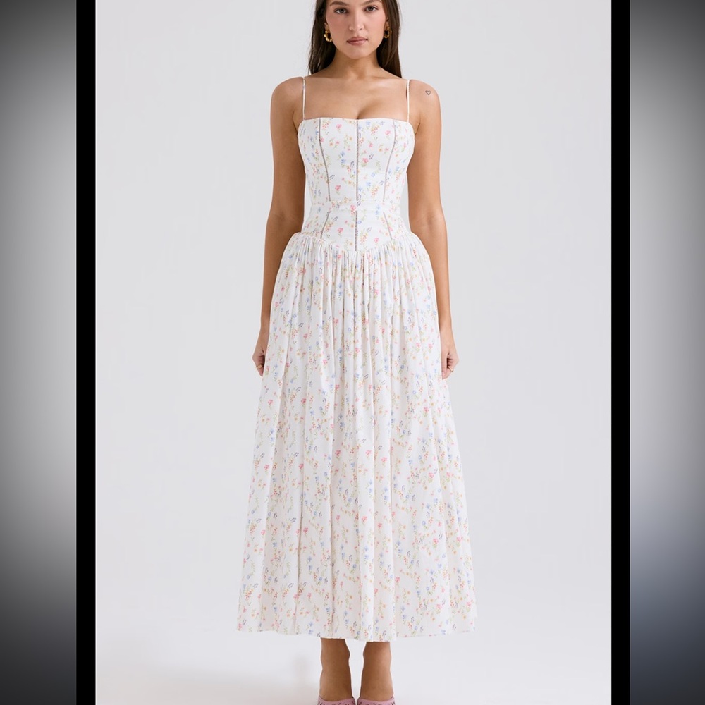 House of CB Ysabella dress in the white posy print